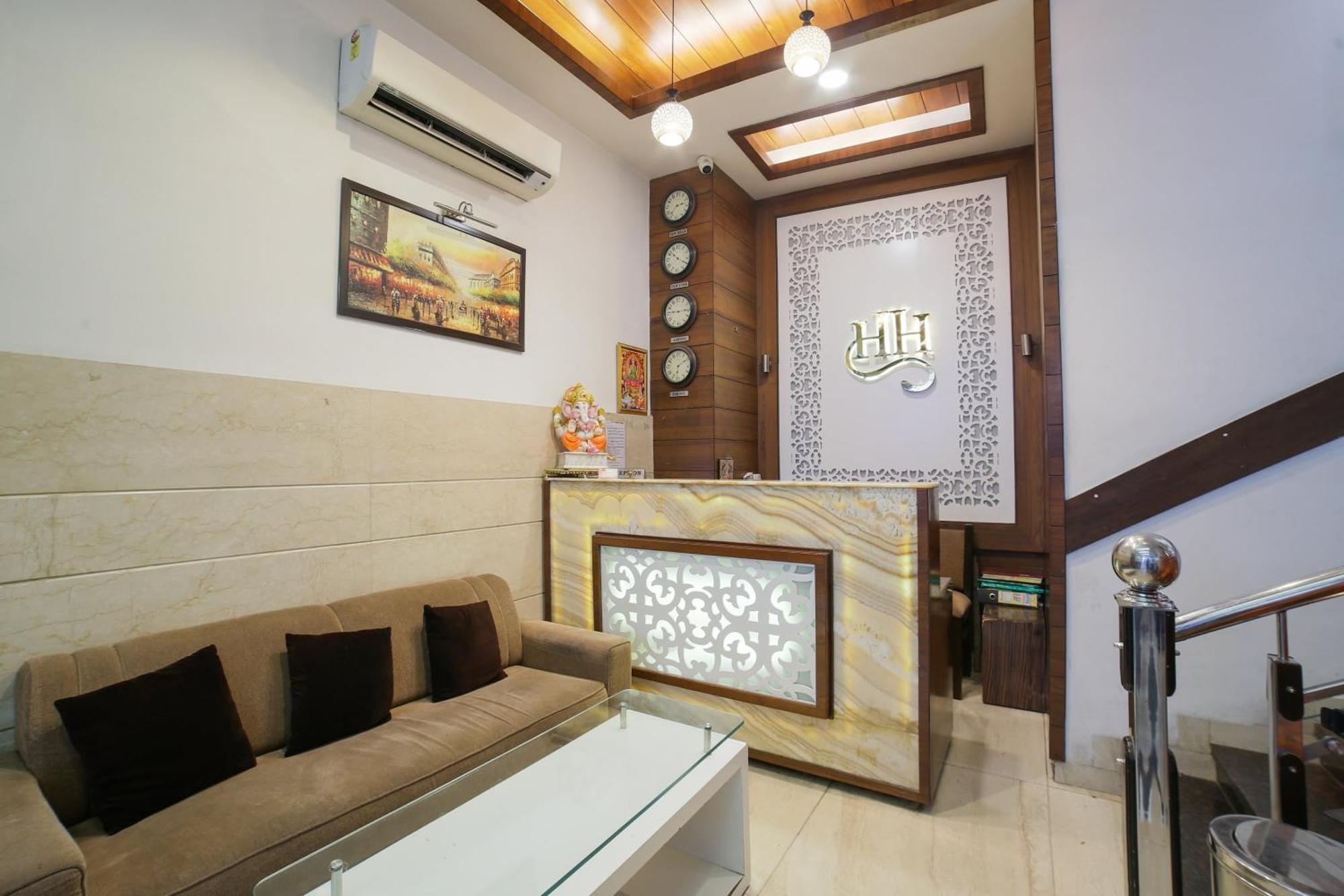 Townhouse Hollywood Heights Hotel Amritsar Exterior photo